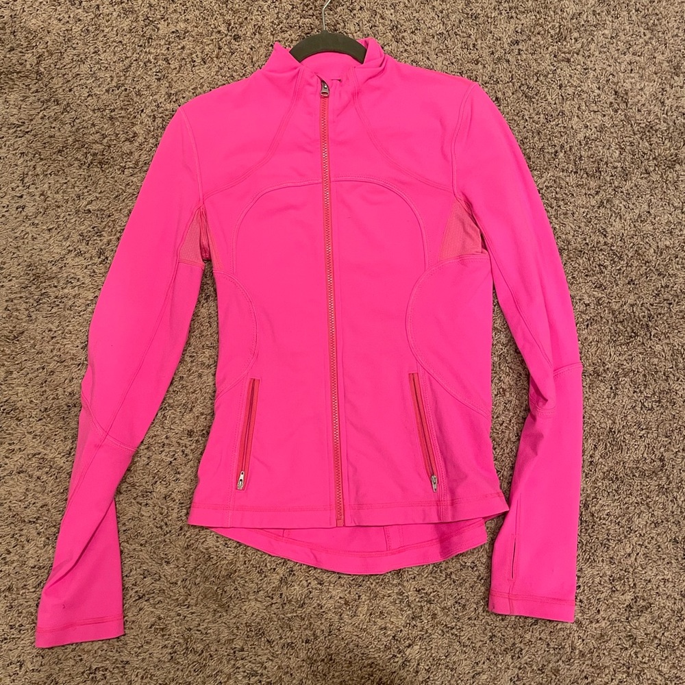 HOT PINK LULULEMON DEFINE JACKET